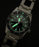 Maranez Kata Diver watch black numbers