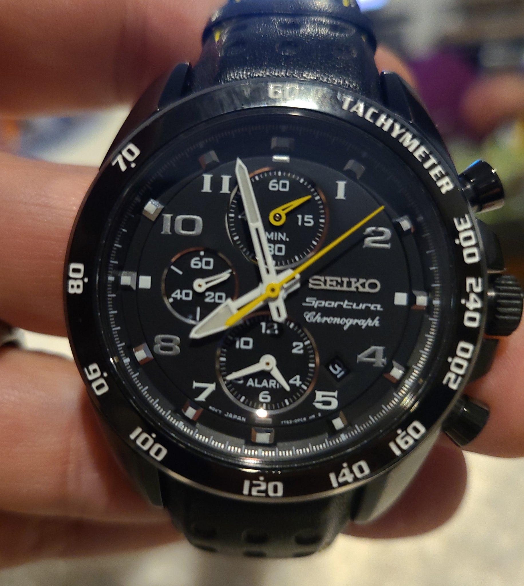 Seiko Sportura Chronograph Alarm Black Dial Men's Watch (pre owned) –