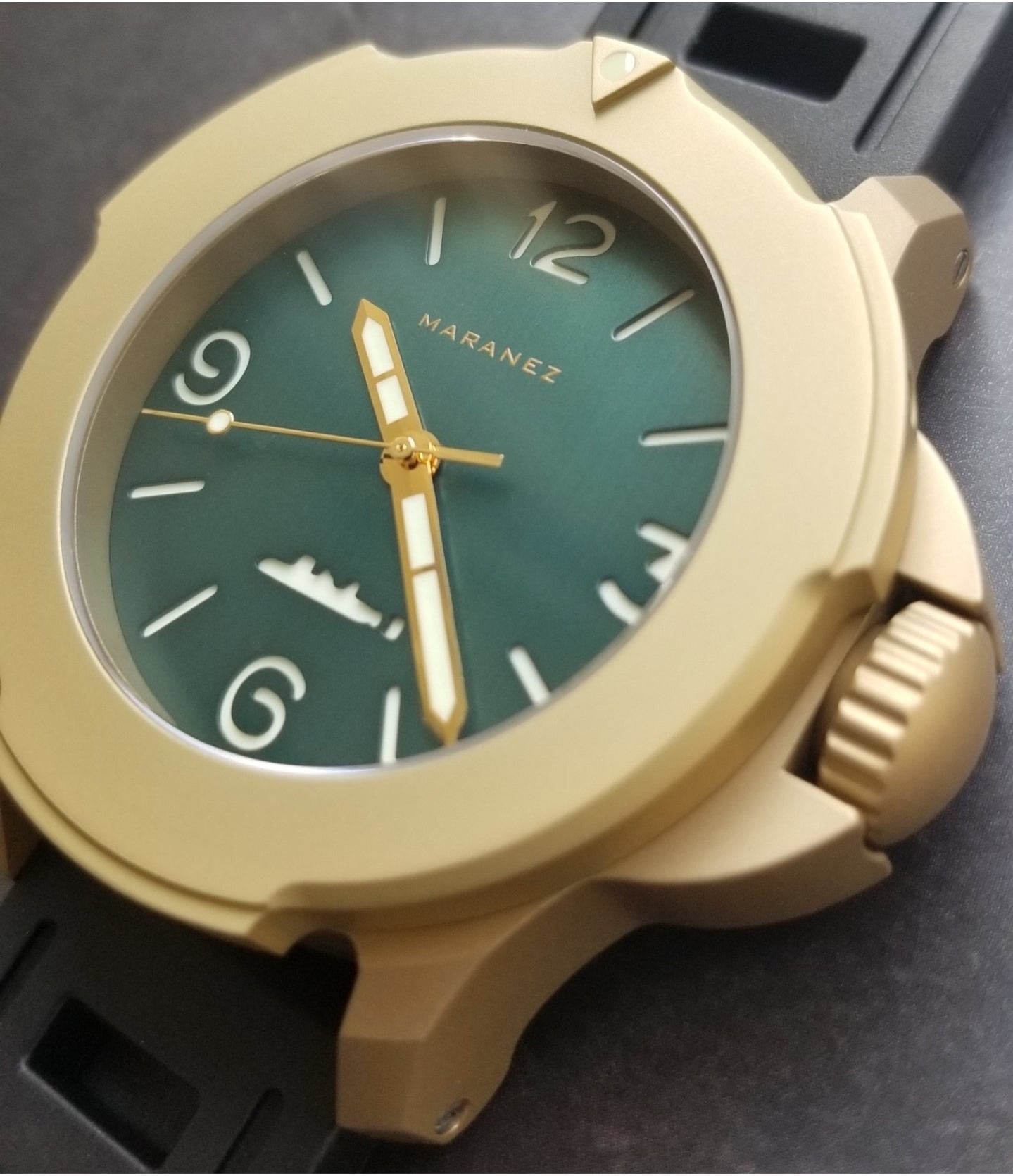 Maranez Bangla 47 brass brushed green numbers – WShop360