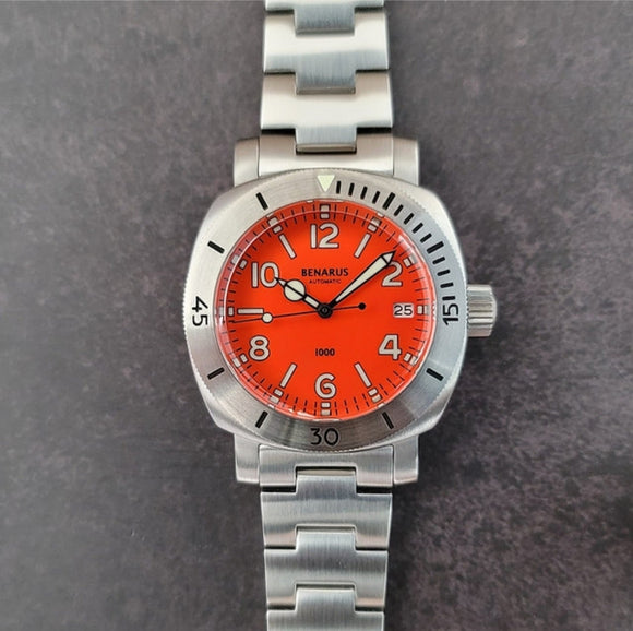 Benarus Moray Watch 38 steel orange numbers dial C3 lume date
